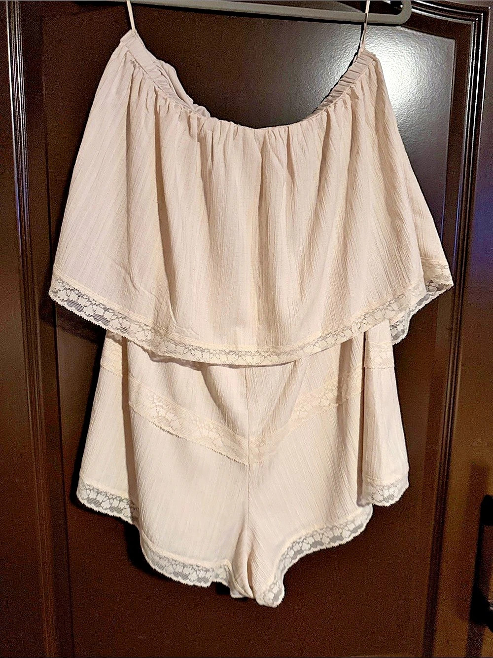 NICI Lace Trim Shorts Set in White XL Like New